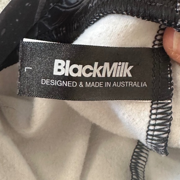 BlackMilk Zodiac Print Fleece Lined Cropped Pants with Pockets, Large - Picture 7 of 8